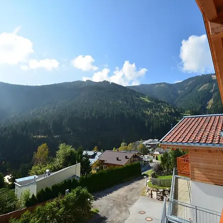 Jim By In One Apartmán